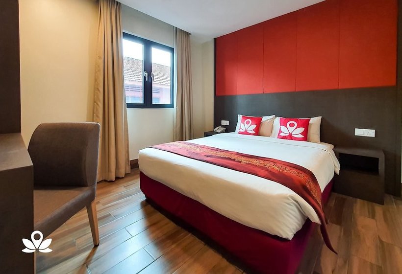 호텔 Capital O 90574 Glo