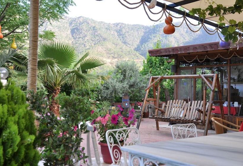 Hotel Adrasan Shambala