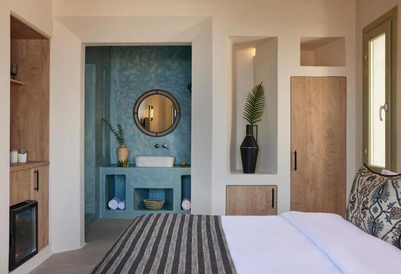 Отель Aeon Suites  Adults Only