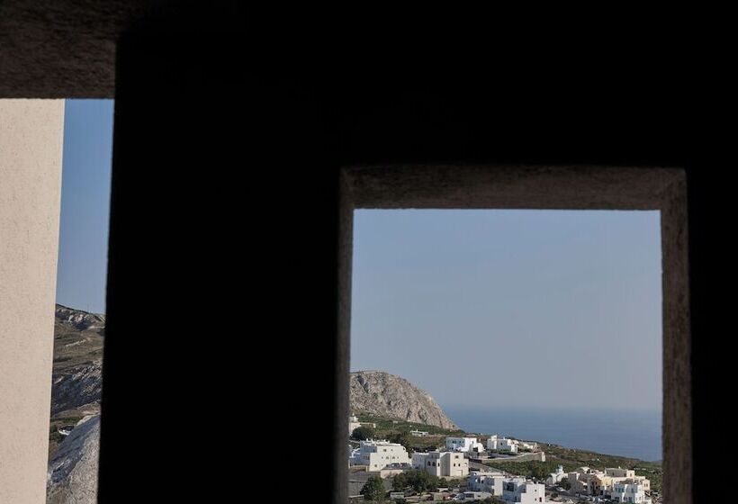 Отель Aeon Suites  Adults Only