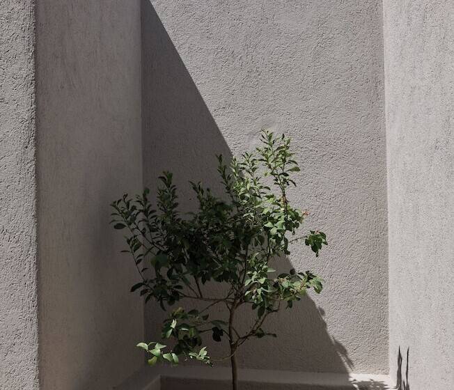 Отель Aeon Suites  Adults Only