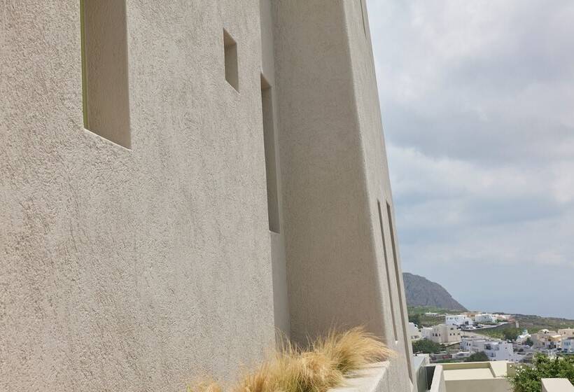 Отель Aeon Suites  Adults Only