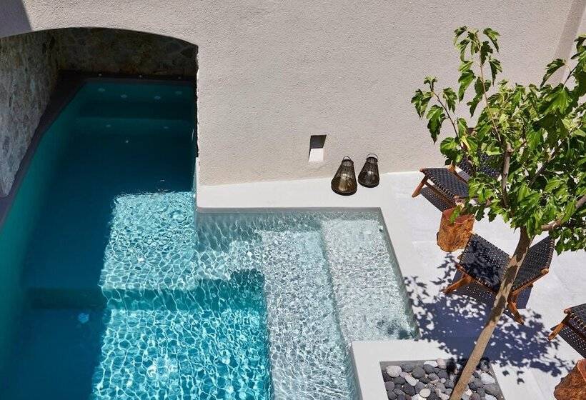 Отель Aeon Suites  Adults Only