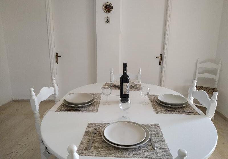 בית מלון כפרי Alykes Family Resort