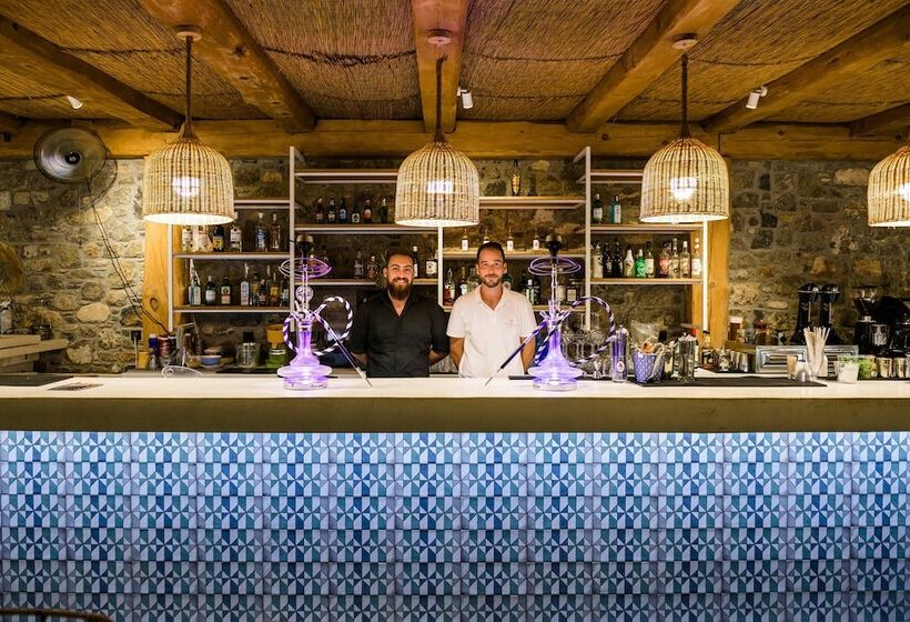 هتل Amaronda Resort & Spa