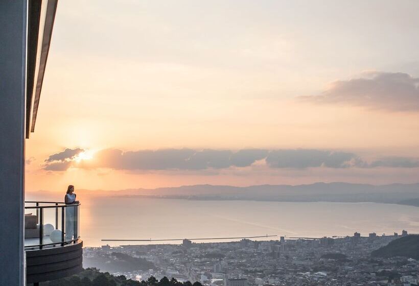 호텔 Ana Intercontinental Beppu Resort & Spa By Ihg