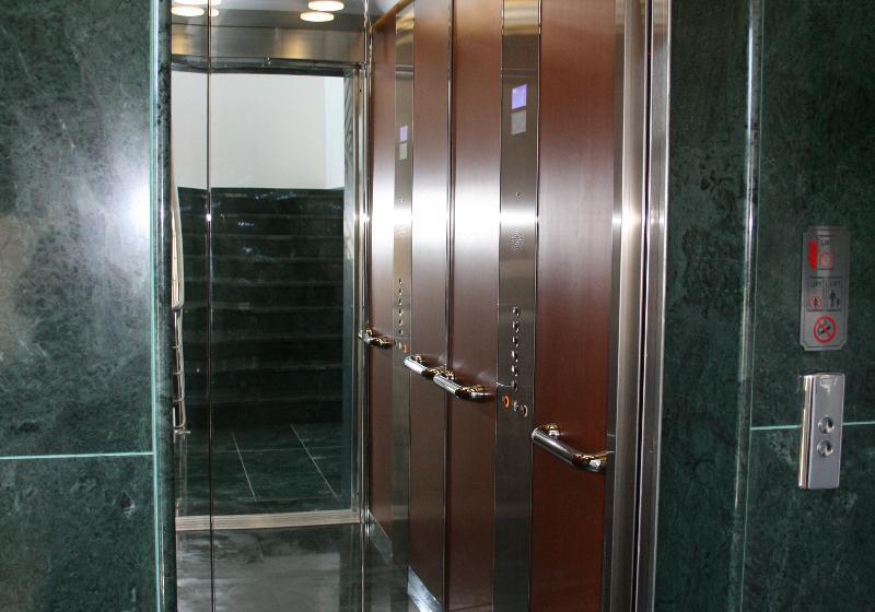 ホテル Apartments Agava