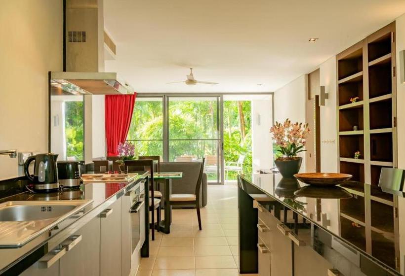 בית מלון כפרי Bangtao Beach Garden By Resava Group