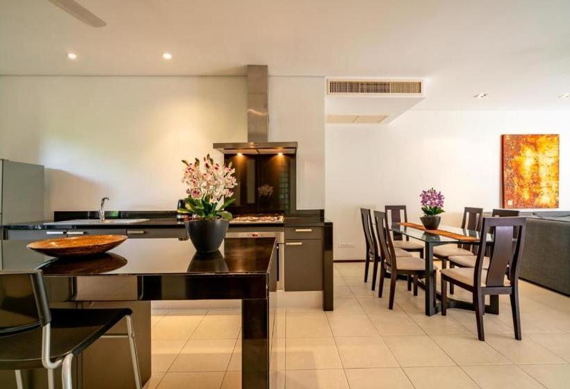 בית מלון כפרי Bangtao Beach Garden By Resava Group