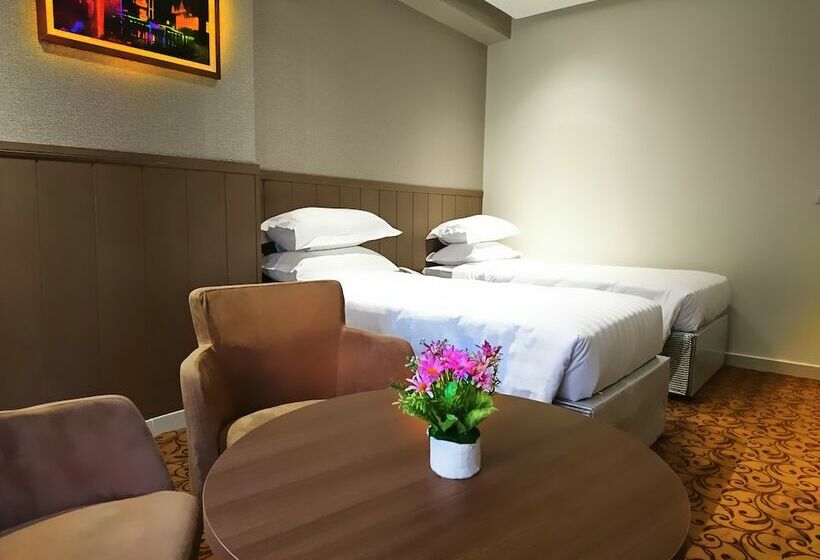 בית מלון כפרי Batoul Ajyad