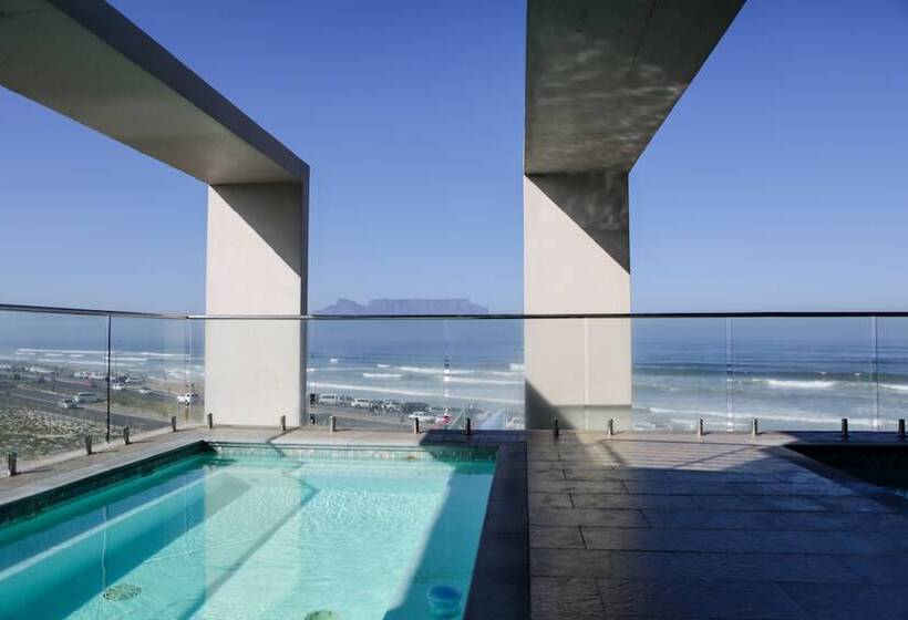 هتل Blaauwberg Beach