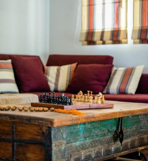 Отель Blue Wave Villas