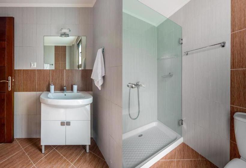 Отель Blue Wave Villas