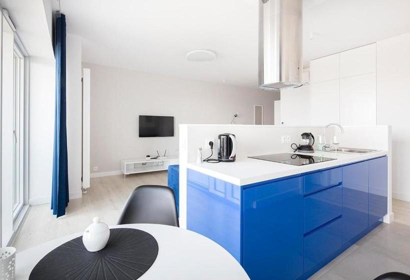 호텔 Poznan Apartments Towarowa