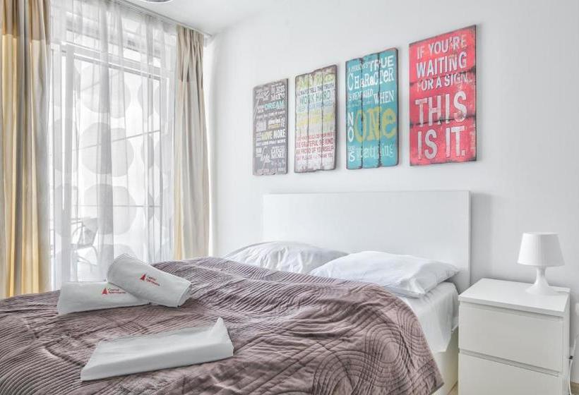 호텔 Poznan Apartments Towarowa