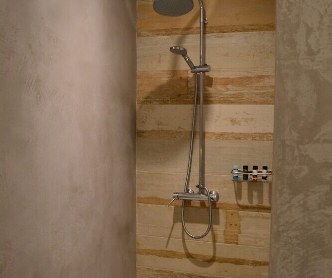 فندق Core Luxury Suites