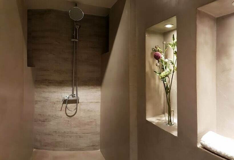 فندق Core Luxury Suites