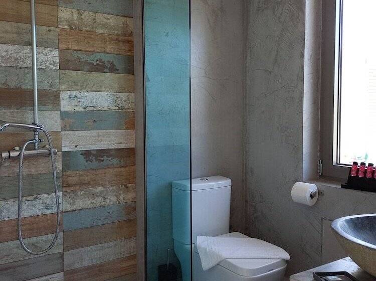 فندق Core Luxury Suites