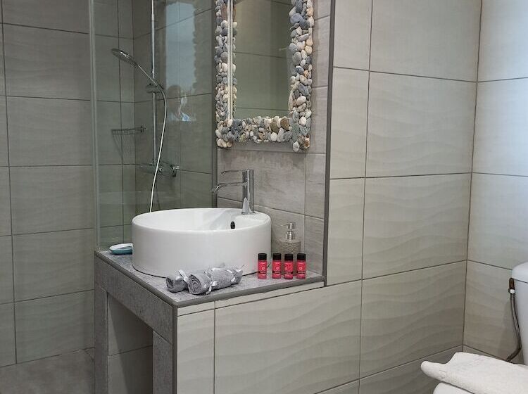 فندق Core Luxury Suites