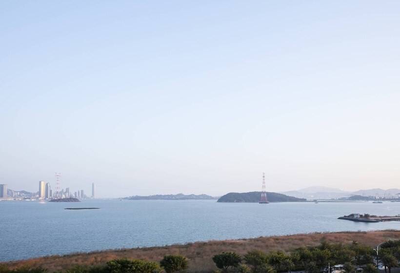 Hotel Courtyard By Marriott Xiamen Haicang