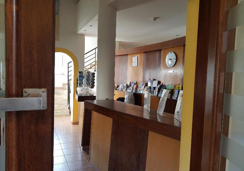 Отель Cvl Clube House