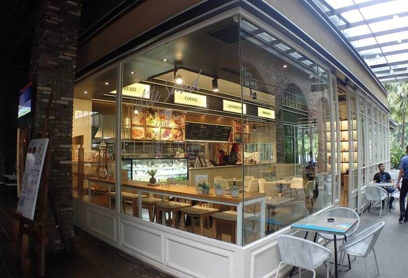 De Elements Business Hotel Damansara