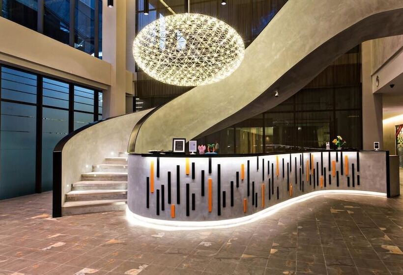 De Elements Business Hotel Damansara