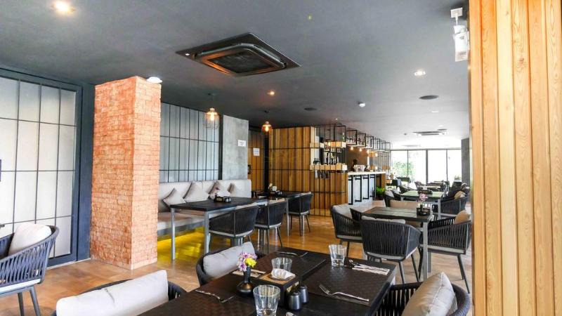 Отель Diamond Resort Phuket Official Account