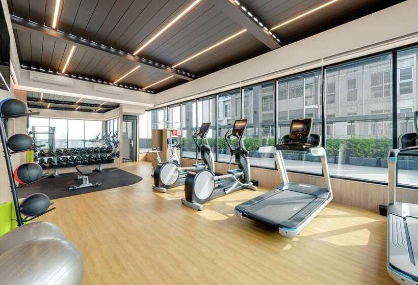 هتل Doubletree By Hilton Taipei Zhongshan