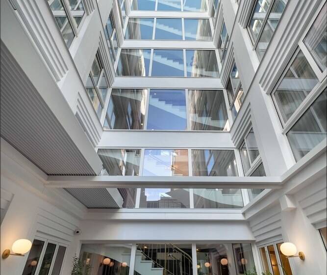 ホテル Elia Ermou Athens