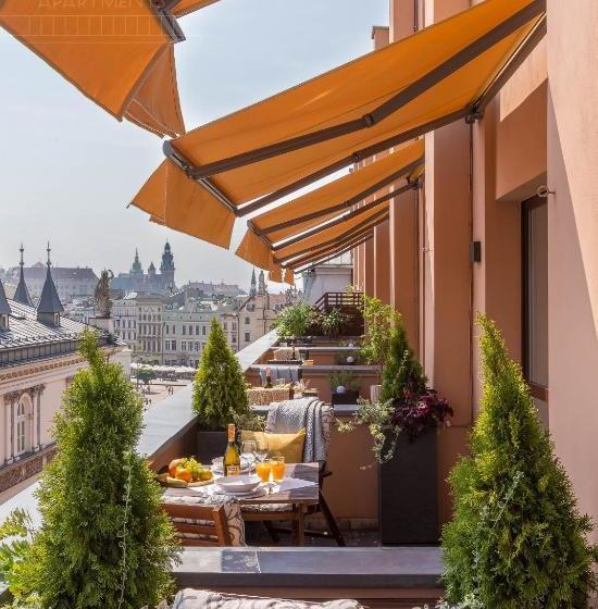 ホテル Fragola Apartments Old Town