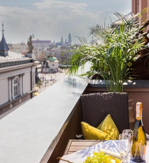 ホテル Fragola Apartments Old Town