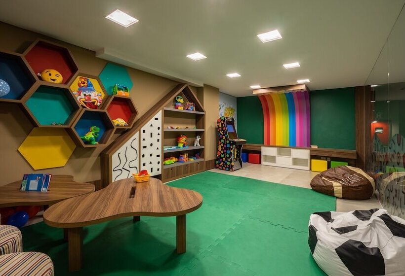 Отель Fioreze Centro