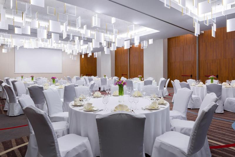 هتل Four Points By Sheraton Krasnodar