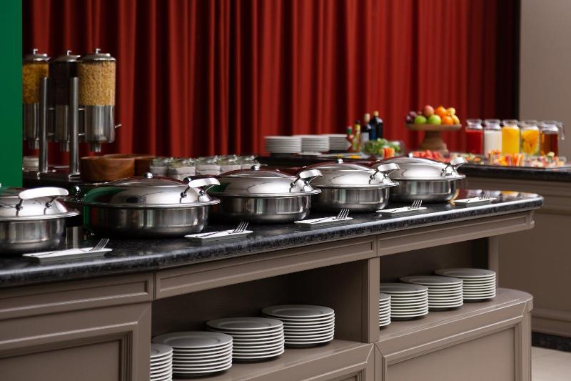 هتل Four Points By Sheraton Krasnodar