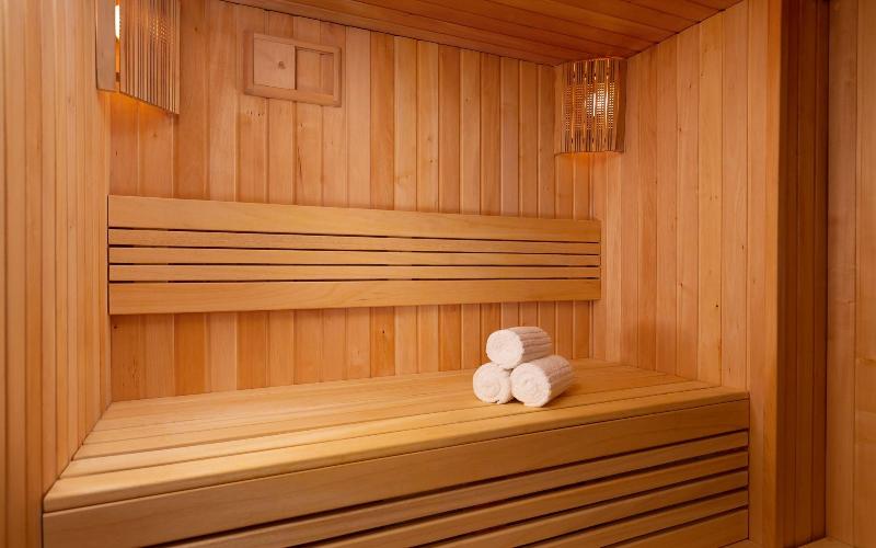 هتل Four Points By Sheraton Krasnodar