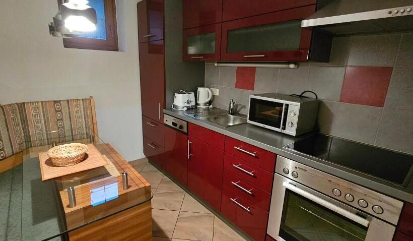 هتل Garni Pramstraller