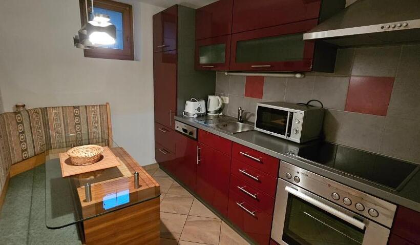 هتل Garni Pramstraller