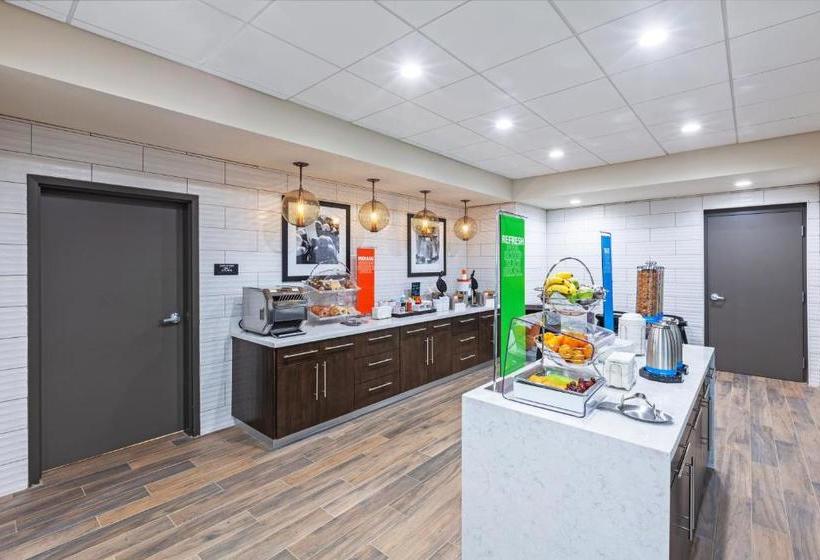 فندق Hampton Inn Gardner Conference  Center