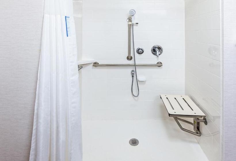 فندق Hampton Inn Gardner Conference  Center