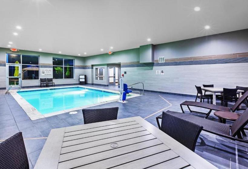 فندق Hampton Inn Gardner Conference  Center