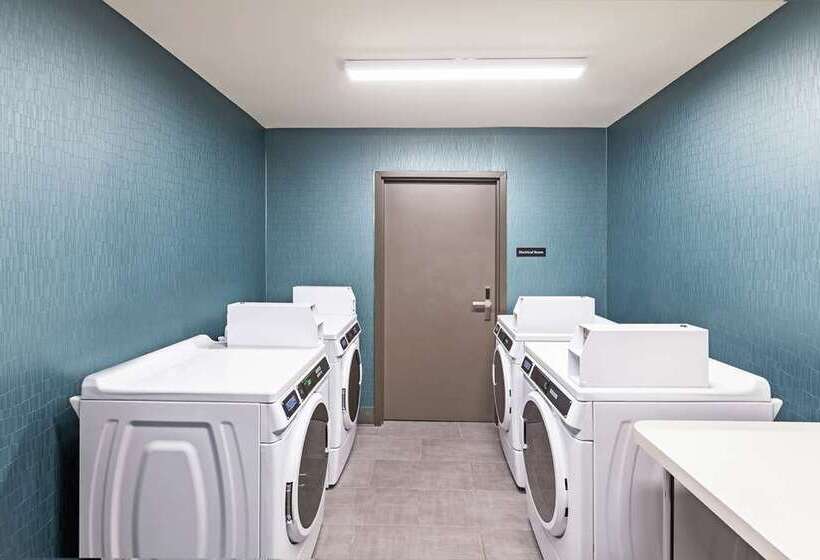 فندق Hampton Inn Gardner Conference  Center