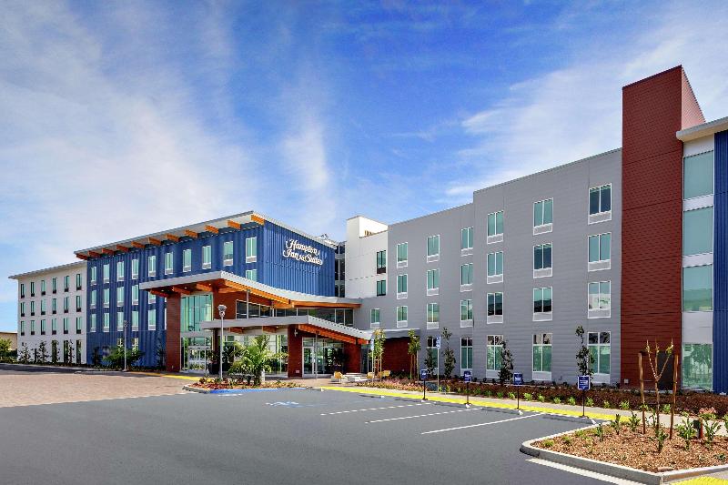 فندق  hampton Inn & Suites San Diego Airport Liberty Station