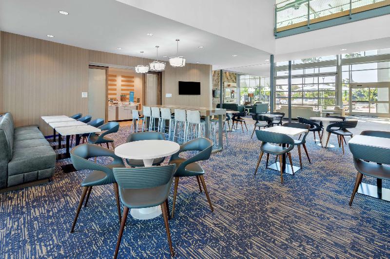 فندق  hampton Inn & Suites San Diego Airport Liberty Station