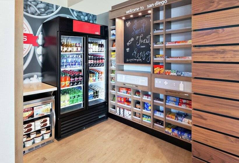 فندق  hampton Inn & Suites San Diego Airport Liberty Station