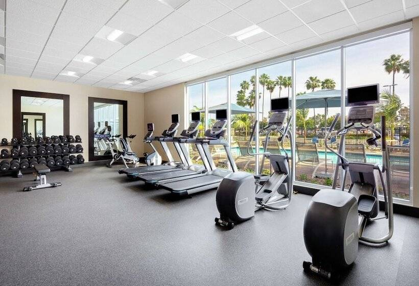 فندق  hampton Inn & Suites San Diego Airport Liberty Station