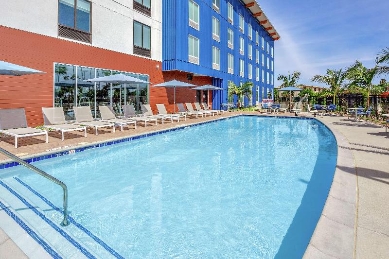 فندق  hampton Inn & Suites San Diego Airport Liberty Station