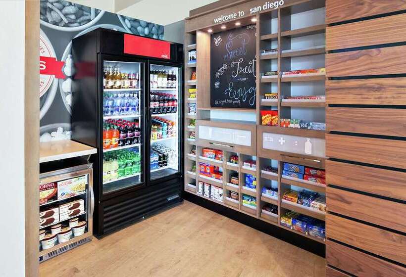 فندق  hampton Inn & Suites San Diego Airport Liberty Station