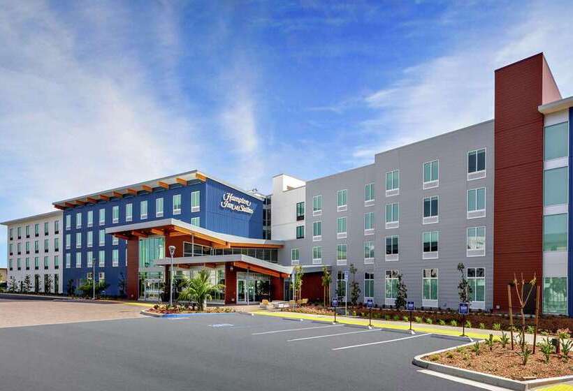 فندق  hampton Inn & Suites San Diego Airport Liberty Station