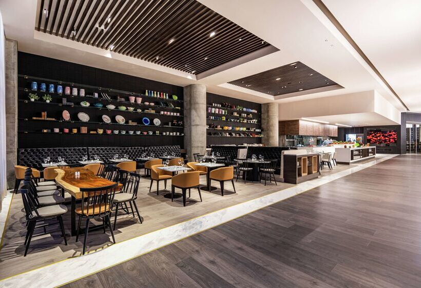 هتل Hilton Bogota Corferias